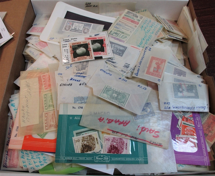 Worldwide Mixed Lot in a Pizza Box (Est $250-350)