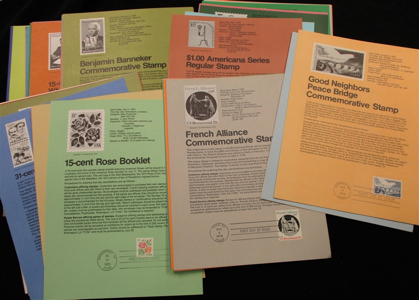 USA Souvenir Pages, Qty 256, 1970-80's (Est $100-200)