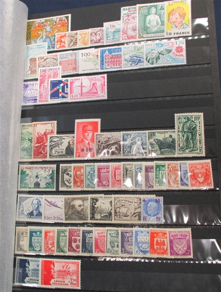 France 1940-1979 Collection in Stockbook (SCV $2860)
