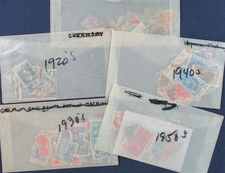 Italy Pre-1950 Accumulation on Dealer Cards, Glassines (Est $175-250)