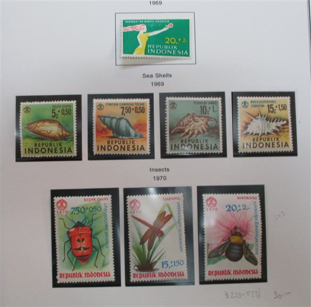 Indonesia Collection in 7 Binders (Est $600-700)