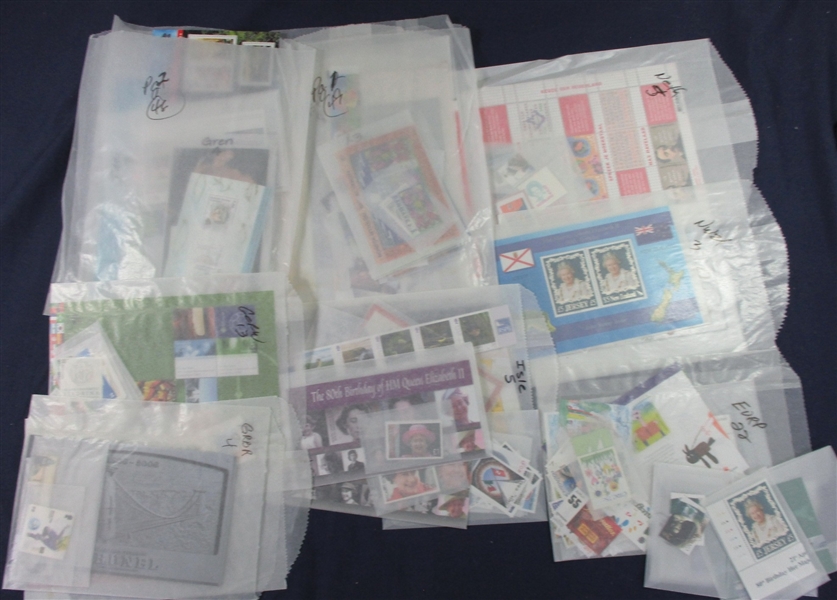 Worldwide New Issue Lot #17 (Est $350-450)