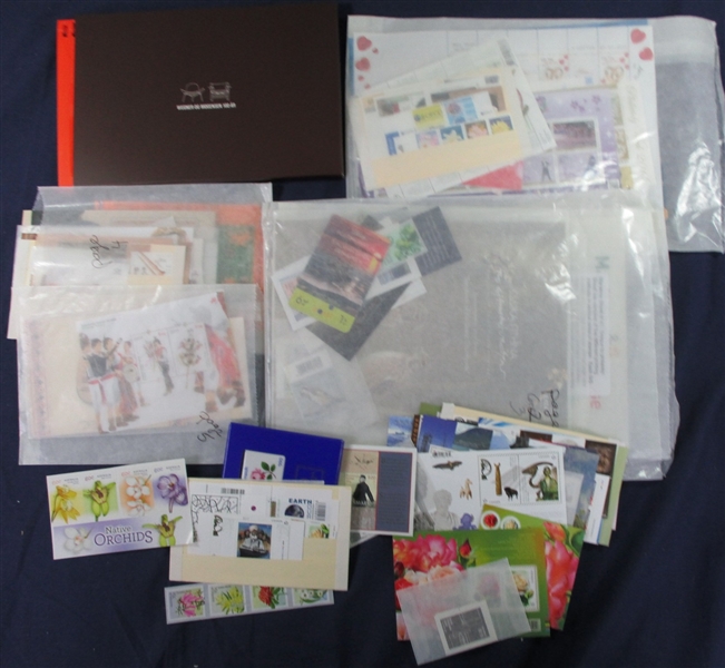 Worldwide New Issue Lot #19 (Est $850-900)